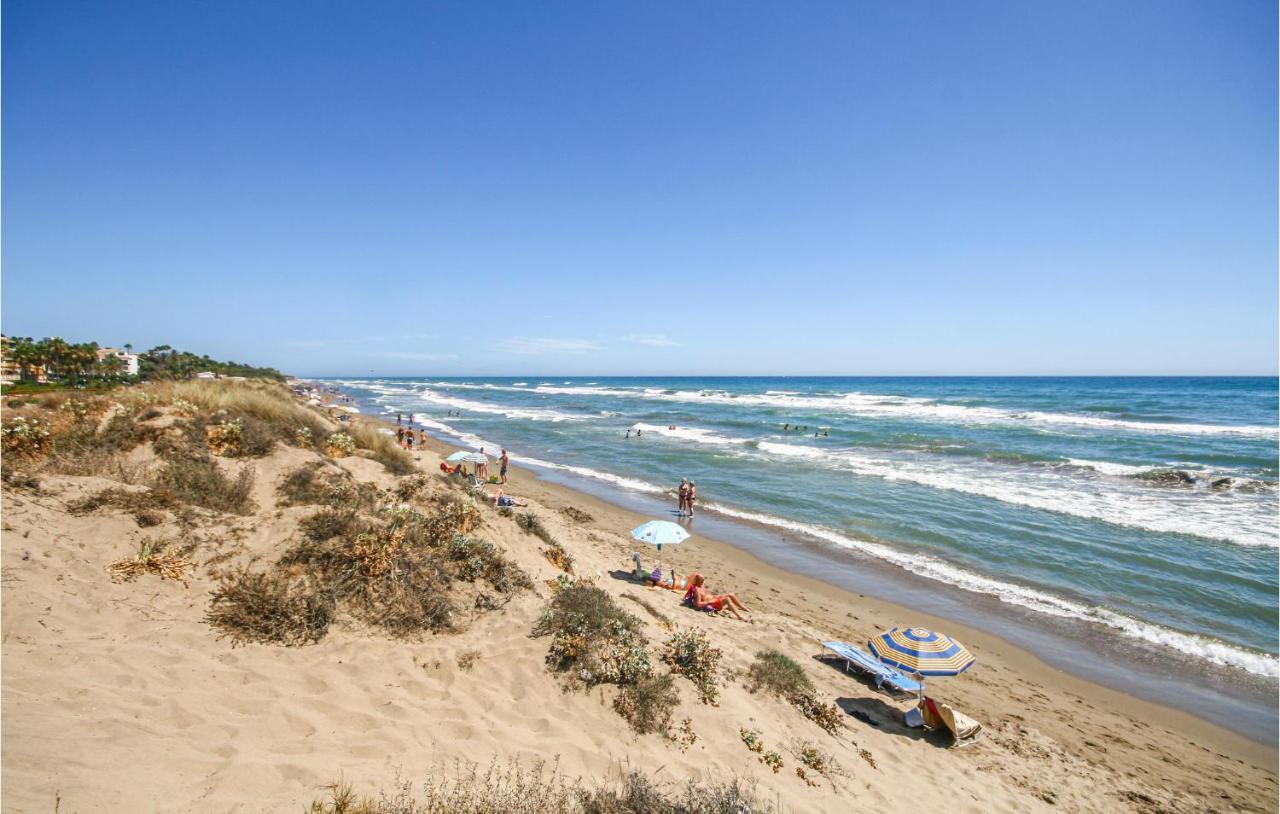 Awesome In Elviria With Wifi Apartamento *
