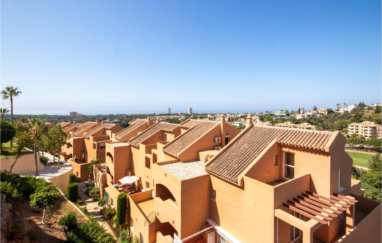 Apartamento Awesome In Elviria With Wifi